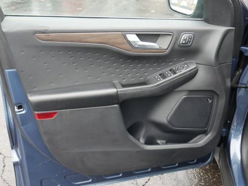 Used 2020 Ford Escape Titanium w/ Titanium Premium Package 2.0 image 14