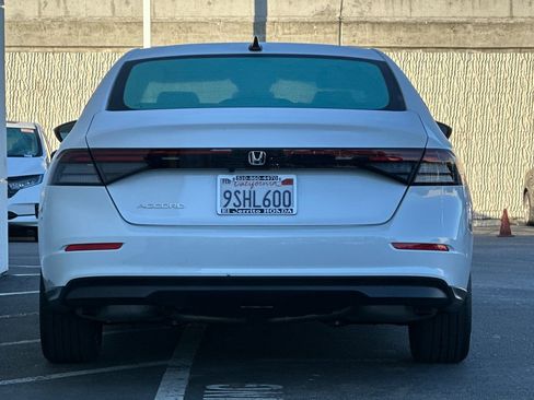 Used 2025 Honda Accord SE image 4