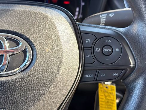 Used 2026 Toyota Corolla LE FWD image 30