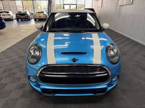 Used 2019 MINI Cooper S w/ Signature Upholstery Package image 6