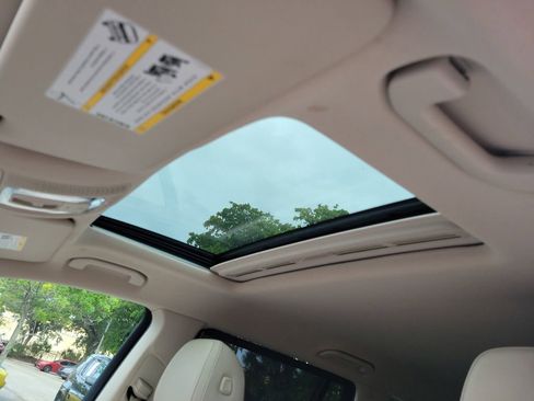 Used 2020 Mercedes-Benz GLS 450 GLS 450 w/ Convenience Package image 25