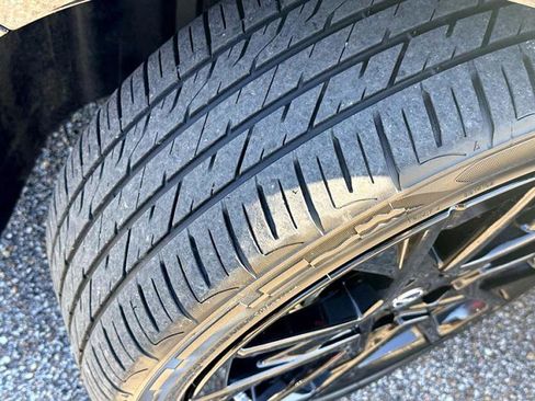 Used 2025 Nissan Sentra SR w/ Midnight Edition image 38