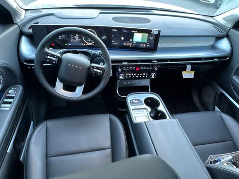 New 2026 Hyundai Ioniq 9 Limited image 14