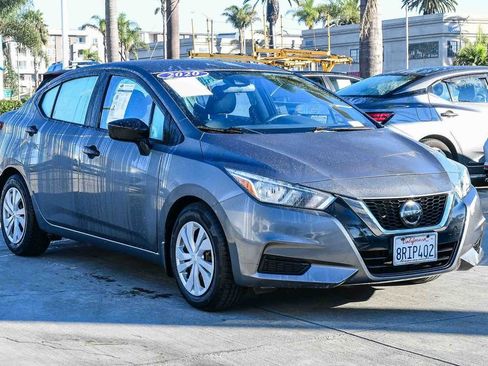 Used 2020 Nissan Versa S image 3
