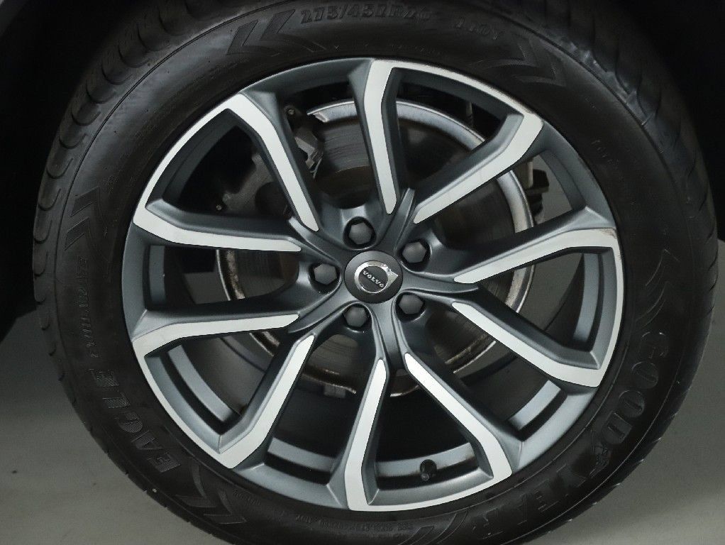 Used 2019 Volvo XC90 T6 Momentum w/ Protection Package Premier AWD/4WD image 39