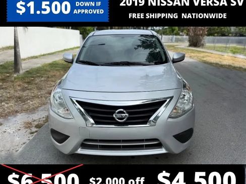 Used 2019 Nissan Versa SV FWD image 2
