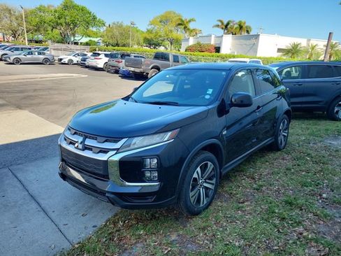 Used 2024 Mitsubishi Outlander Sport ES image 2