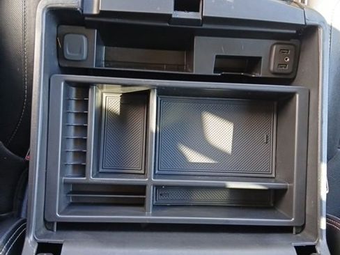 Used 2020 GMC Yukon XL Denali image 60