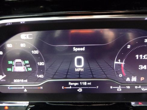 Used 2024 GMC Sierra 1500 Elevation w/ Preferred Package image 14