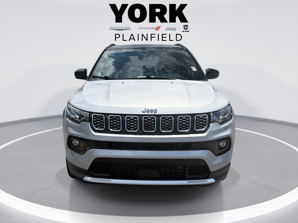 Used 2025 Jeep Compass Limited AWD/4WD image 2