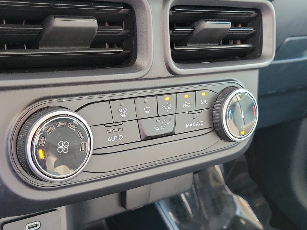 Used 2022 Ford Maverick XL FWD image 18