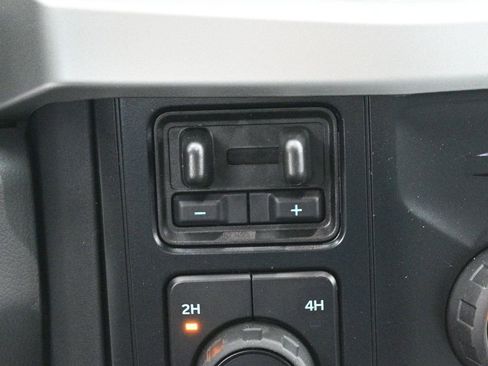 New 2026 Ford F250 XLT w/ FX4 Off-Road Package image 19