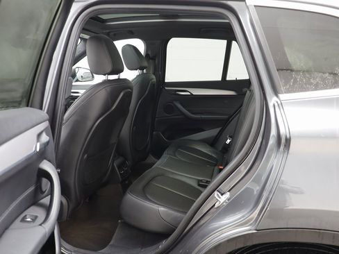 Used 2017 BMW X1 xDrive28i image 15