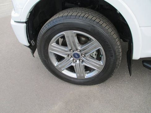 Used 2018 Ford F150 XLT w/ Equipment Group 302A Luxury image 12