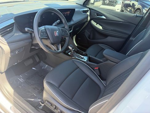 Used 2026 Buick Encore GX Avenir w/ Avenir Technology Package FWD image 12
