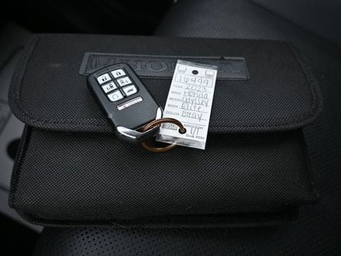 Used 2023 Honda Odyssey Elite image 54