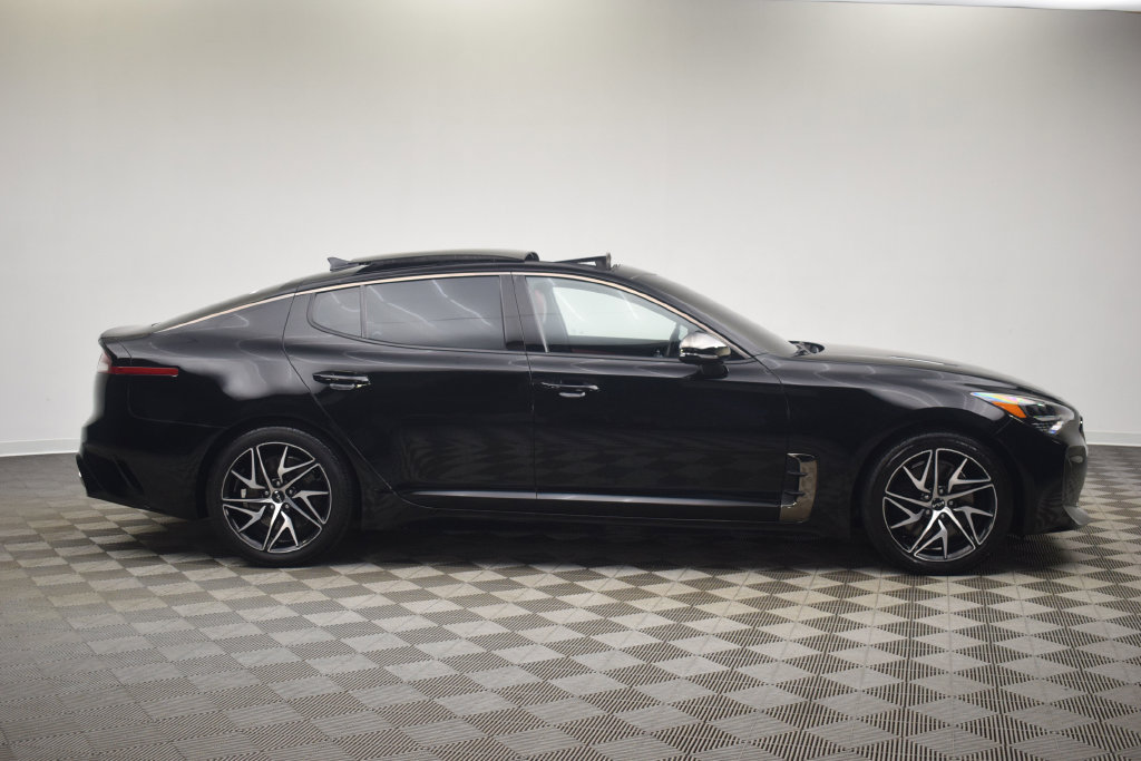 Used 2022 Kia Stinger GT-Line w/ Sun & Sound Package AWD/4WD image 11