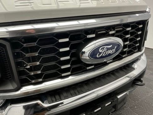 Used 2024 Ford F350 Lariat w/ Lariat Ultimate Package image 27