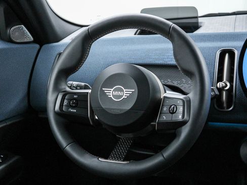 Used 2025 MINI Cooper Countryman S image 16