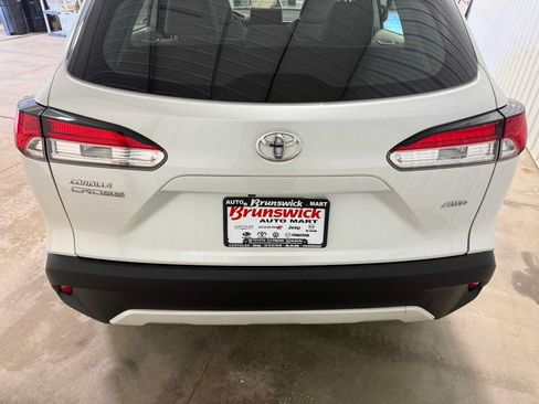 Certified 2023 Toyota Corolla Cross L AWD/4WD image 16