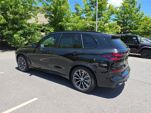New 2026 BMW X5 xDrive50e w/ M Sport Package AWD/4WD image 5