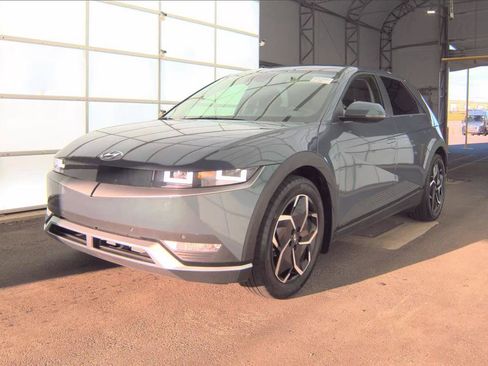 Used 2024 Hyundai Ioniq 5 SEL image 1