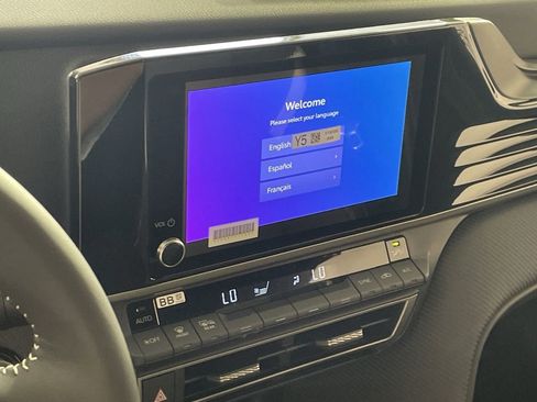 New 2026 Toyota Camry Hybrid image 15