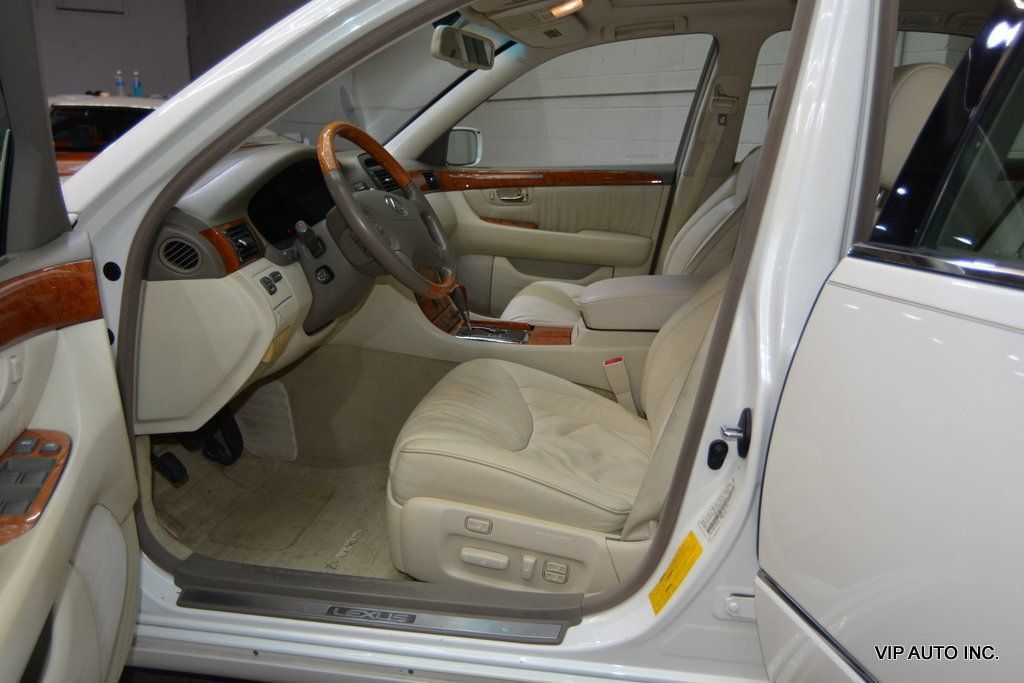 Used 2001 Lexus LS 430 RWD image 18