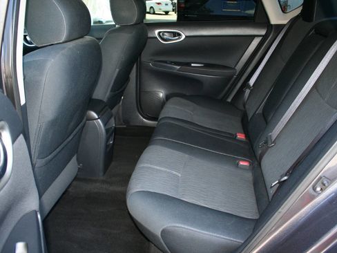 Used 2014 Nissan Sentra SL image 23