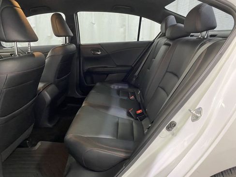 Used 2017 Honda Accord Sport Special Edition image 11