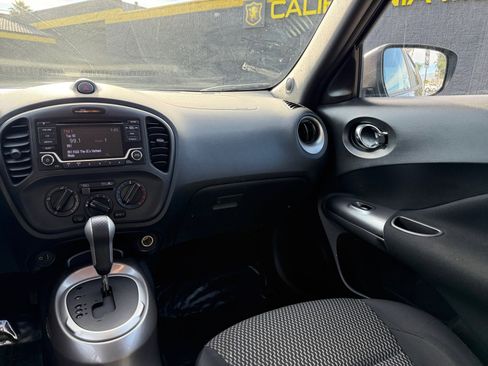 Used 2016 Nissan Juke S image 23