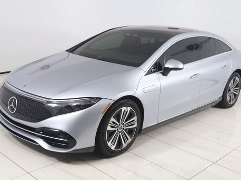 Used 2022 Mercedes-Benz EQS 450+ Sedan image 28