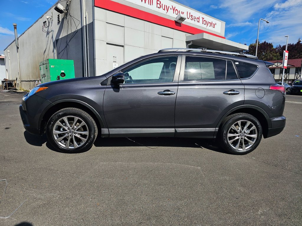 Used 2016 Toyota RAV4 Limited w/ Advanced Technology Package AWD/4WD image 4