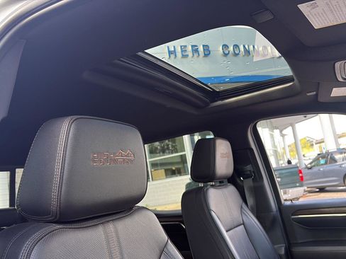 Certified 2023 Chevrolet Silverado 1500 High Country w/ High Country Premium Package AWD/4WD image 12