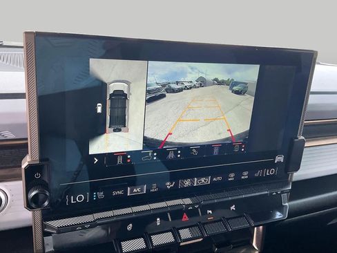 Used 2024 GMC Hummer EV 2X AWD/4WD image 23
