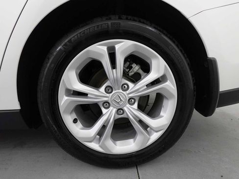Used 2025 Honda Accord LX image 9