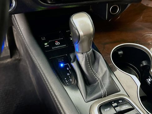 Used 2017 Lexus RX 450h AWD w/ Cold Weather Package image 25