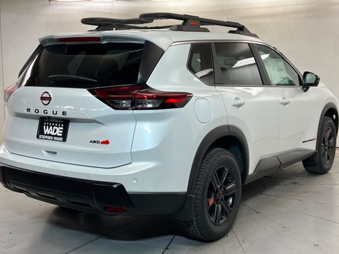 New 2026 Nissan Rogue SV w/ Rock Creek Premium Package AWD/4WD image 5