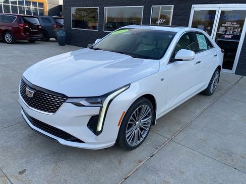 Used 2020 Cadillac CT4 Premium Luxury image 10