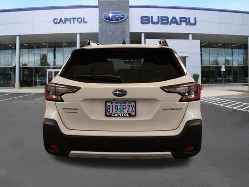 Certified 2025 Subaru Outback Limited image 3