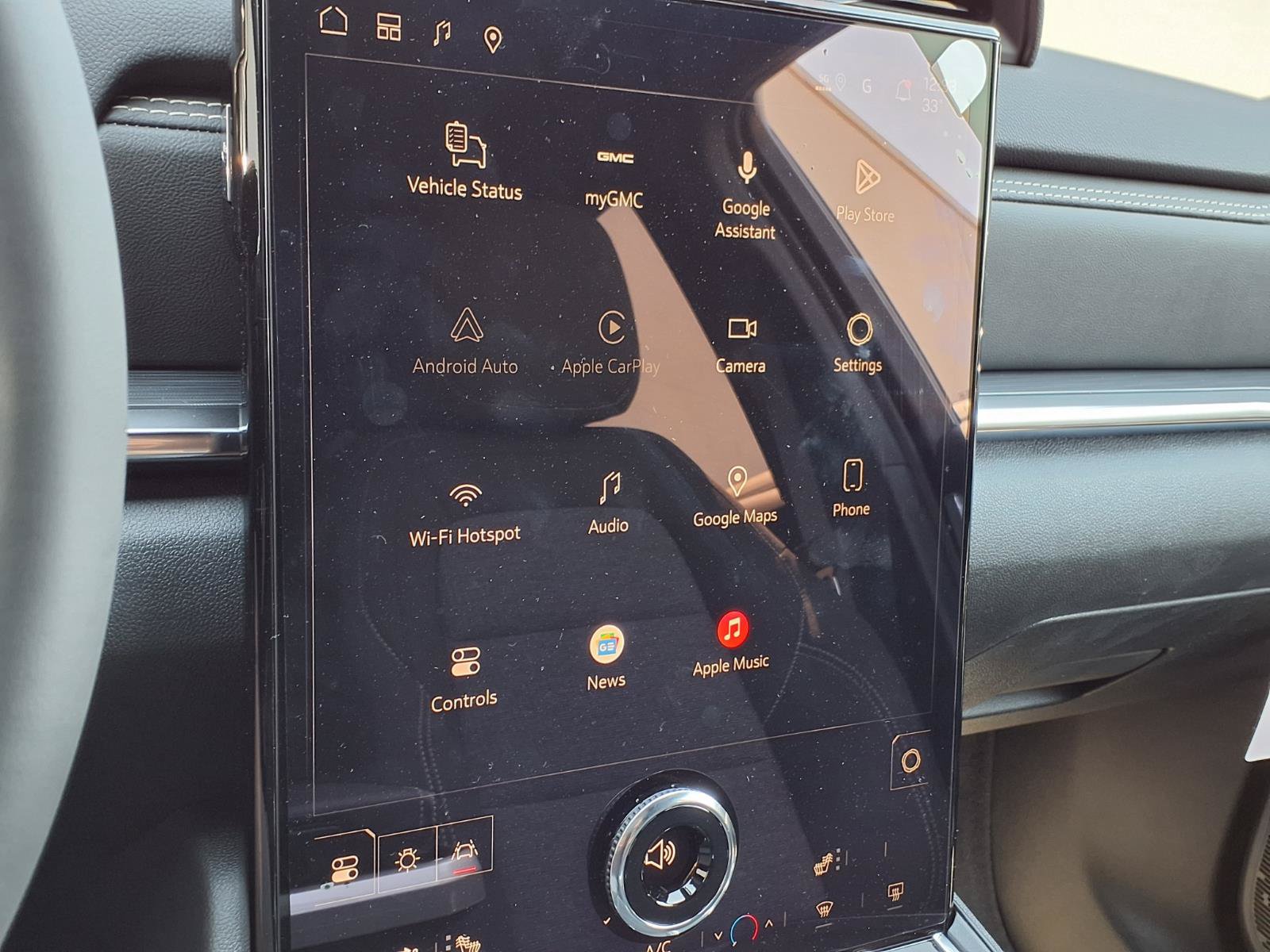 New 2027 GMC Terrain Elevation FWD image 3