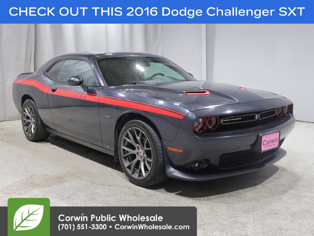 Used 2016 Dodge Challenger SXT w/ Sound Group RWD image 1