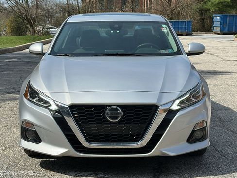 Certified 2019 Nissan Altima 2.5 SV image 3