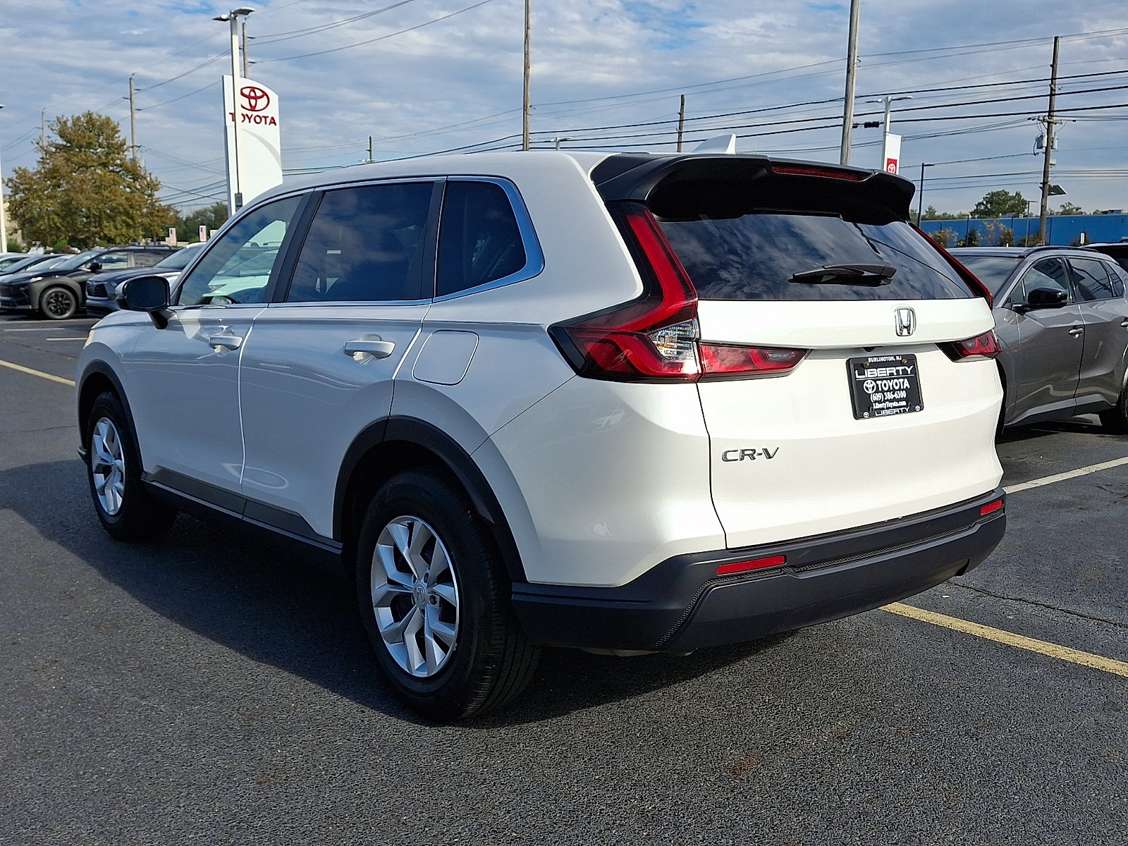 Used 2026 Honda CR-V LX image 4
