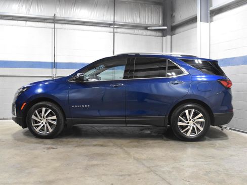 Used 2023 Chevrolet Equinox Premier FWD image 23