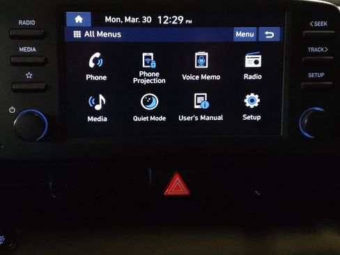 Used 2025 Hyundai Elantra Sport image 25