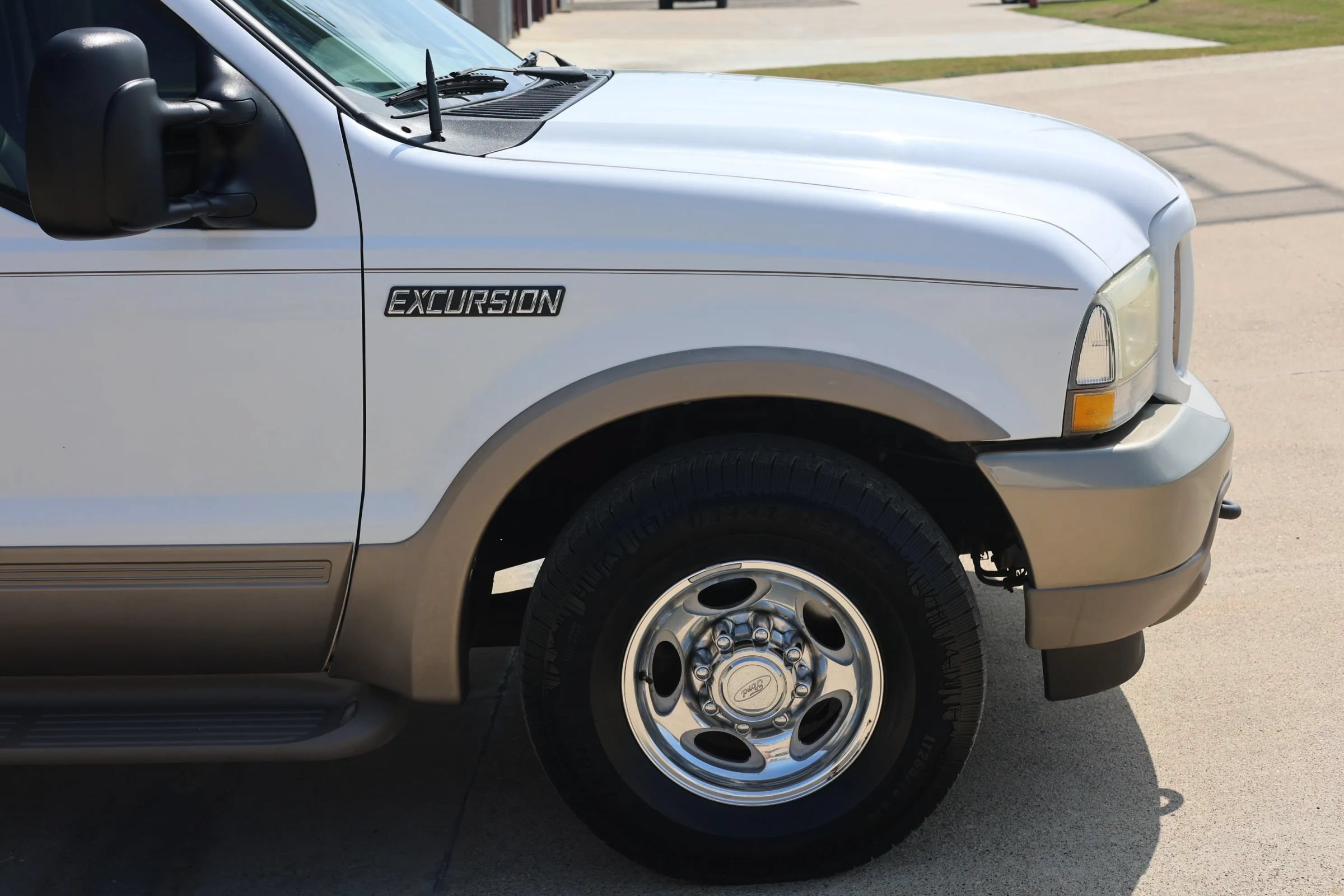 Used 2003 Ford Excursion Eddie Bauer RWD image 17