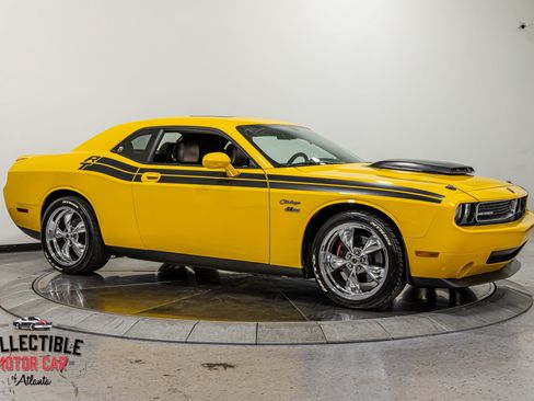 Used 2010 Dodge Challenger R/T RWD image 20