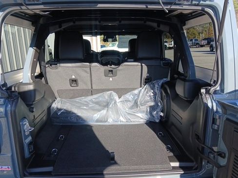 New 2026 Jeep Wrangler Unlimited Rubicon image 20