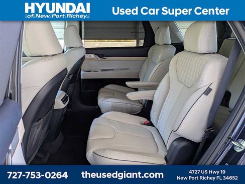 Used 2023 Hyundai Palisade Limited image 19